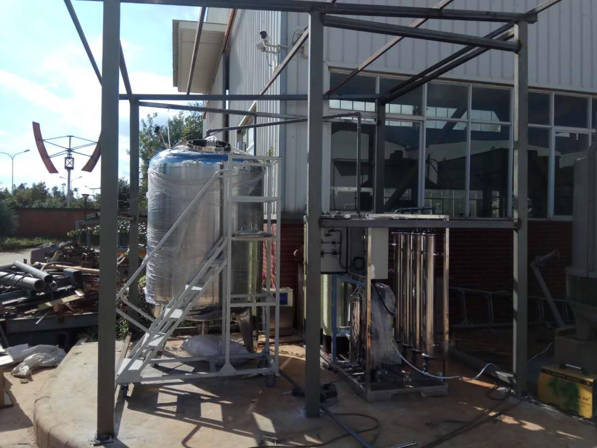 反滲透設(shè)備、反滲透純水設(shè)備