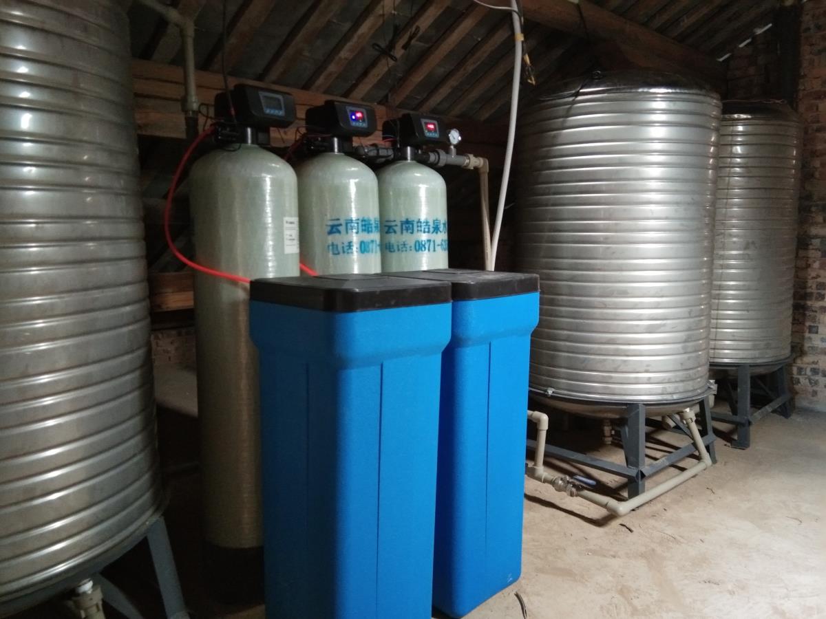 軟水設(shè)備，全自動軟化水設(shè)備